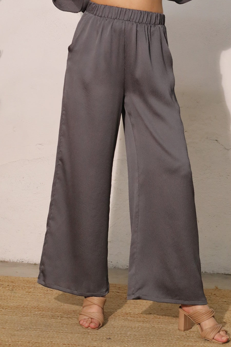 Hammered Satin Pocket Pant