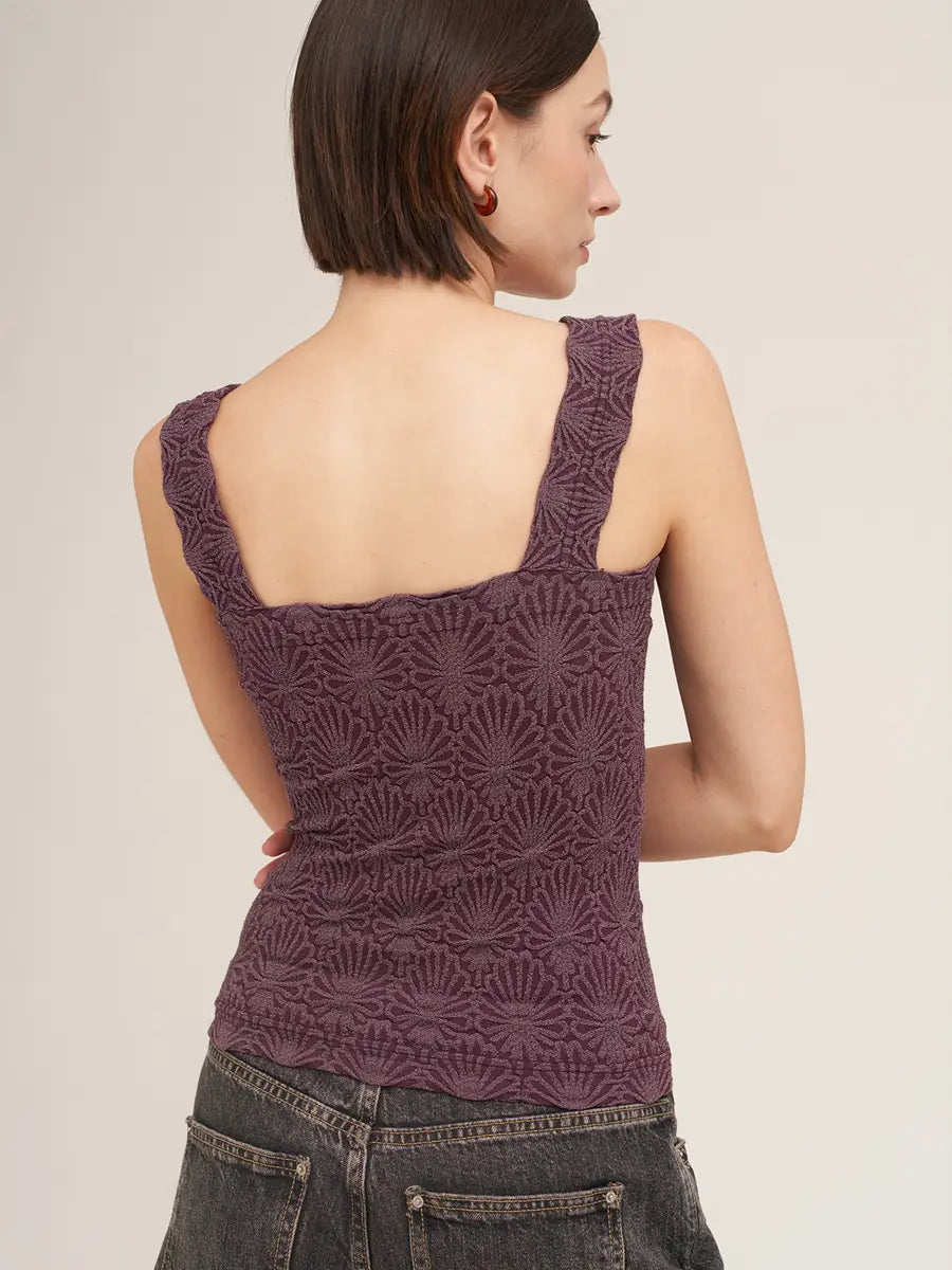 Lace Textured Square Top