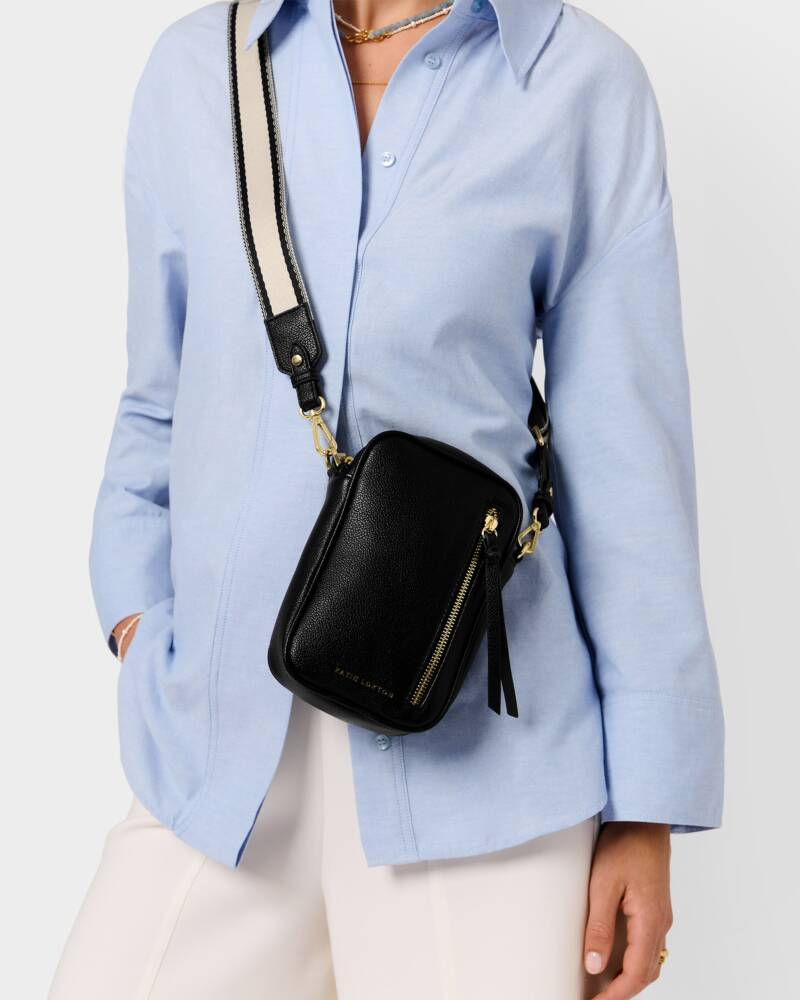 Hallie Small Crossbody Black